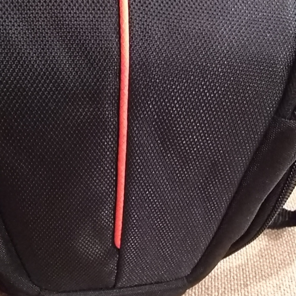 Case Logic Camera Case - Picture 2 of 8